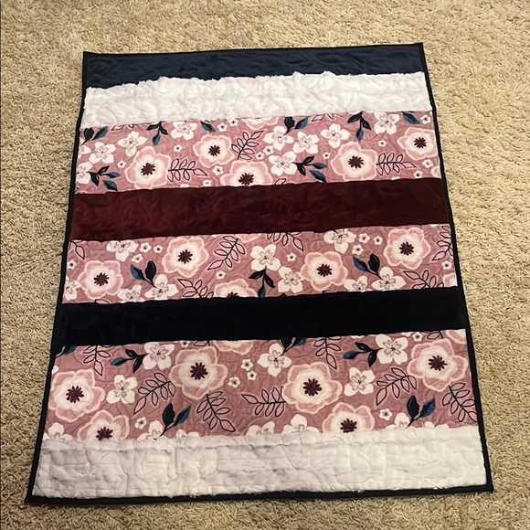 Homemade Other - Flower baby/toddler blanket
